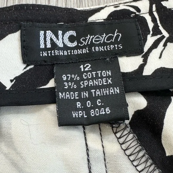 INC International Concepts Black and White Floral Print Skirt - Picture 3 of 5